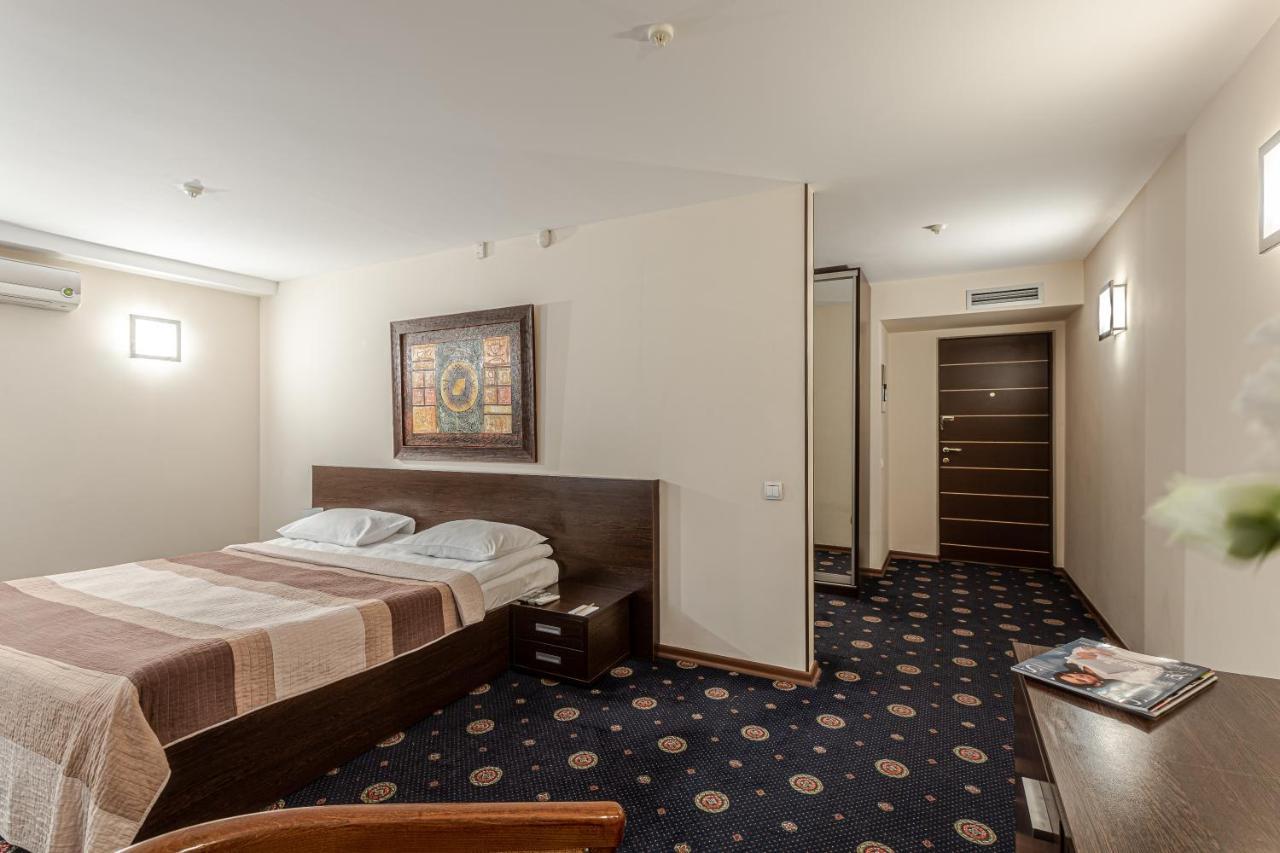 Incognito Boutique Hotel 키예프 외부 사진